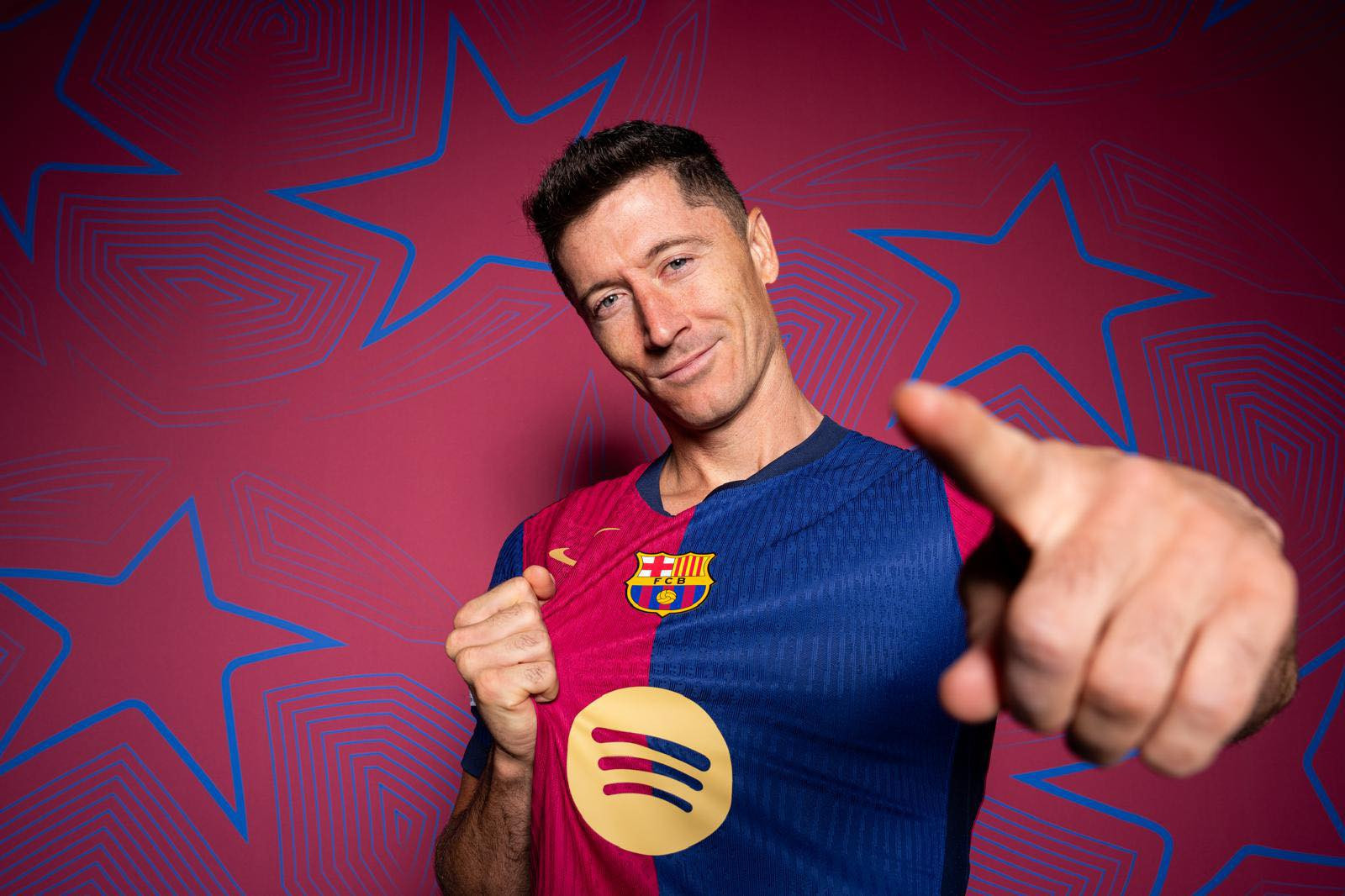 keonhacai com m88 Lewandowski lập đại công, Barca thắng trận thứ 7 liên tiếp